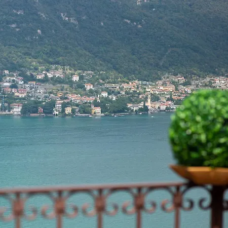 Bella Vista Sul Di *